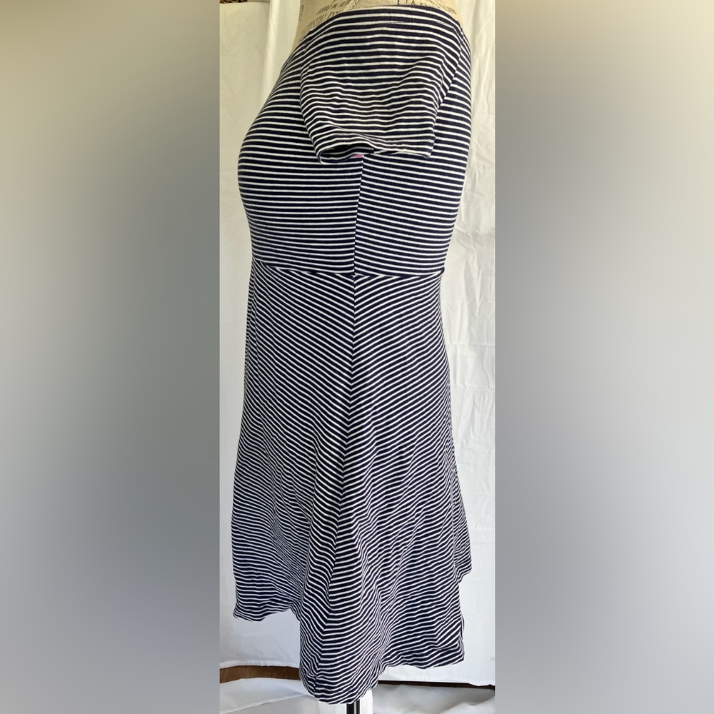 Old Navy Womens Fit to Flare off the Shoulder Dress in Navy/White Stripe Sz SP - Picture 3 of 7